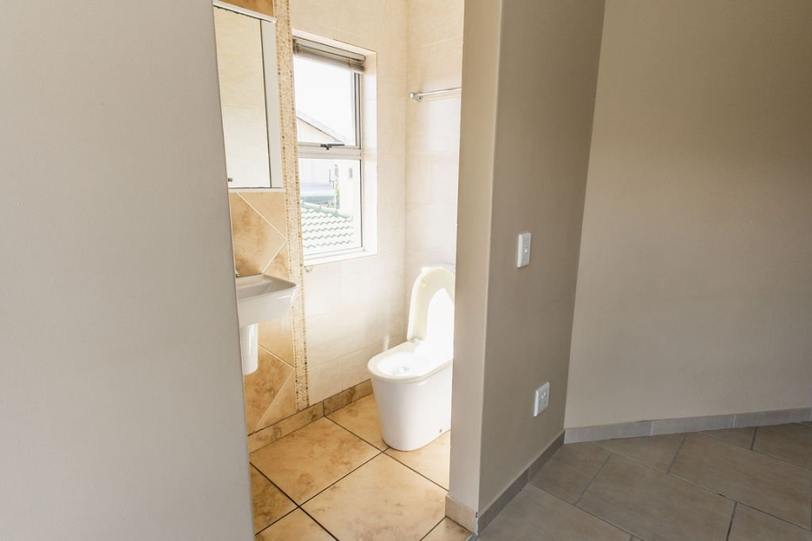 3 Bedroom Property for Sale in Langenhovenpark Free State